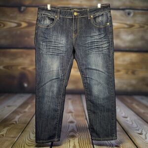 NV denim capris. Size 13-32 💖